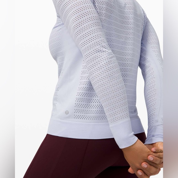 Lululemon Swiftly Breathe Long Sleeve Serene Blue / Serene Blue Size 2 - Picture 4 of 12